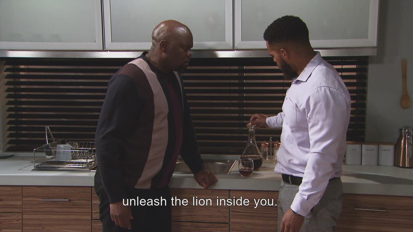 Tonight on #SkeemSaam
Phomolo challenges Lehasa to unleash his inner beast He …