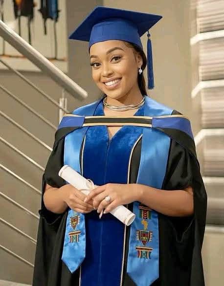 Mrs maphosa
#prehasawedding
#Prehasa
#SkeemSaam